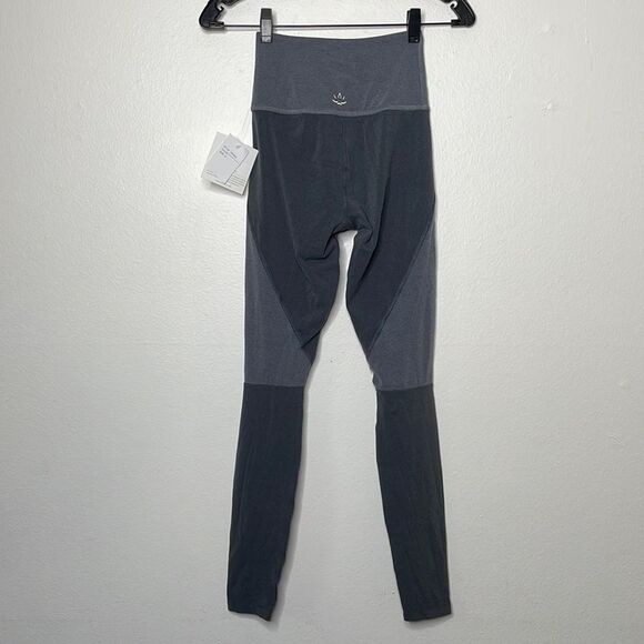 Beyond Yoga Womens Size Small Spacedye High Waist Knee-slit Leggings - Picture 2 of 8